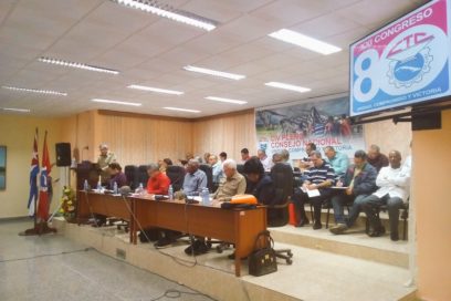 Siempre junto a la clase obrera