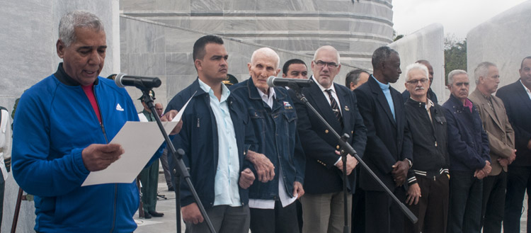 Acto de abanderamiento del equipo cubano de béisbol que asiste a la Serie del Caribe 2018. Foto: José Raúl Rodríguez Robleda
