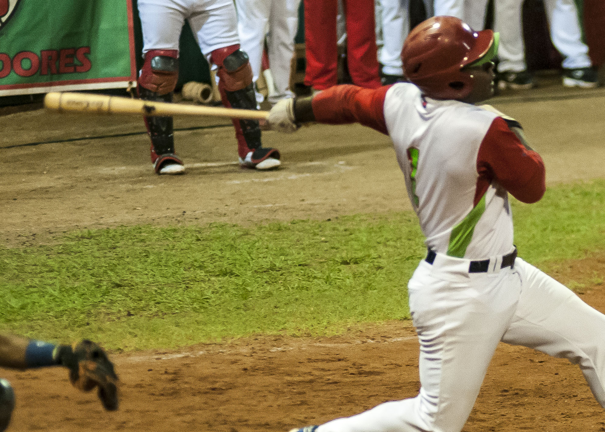 Danel Castro decidió con jonrón. Foto: José Raúl Rodríguez Robleda