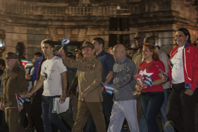 Luces de homenaje y esperanza