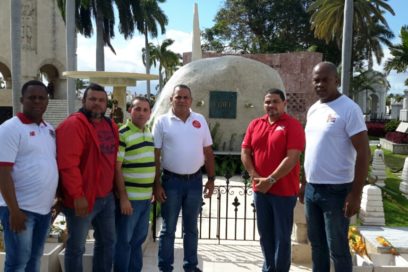 Sindicalistas panameños rinden tributo a Fidel