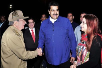Felicita Maduro a Cuba y a Raúl por aniversario de Revolución