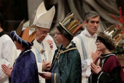 Papa Francisco pide paz para el 2018