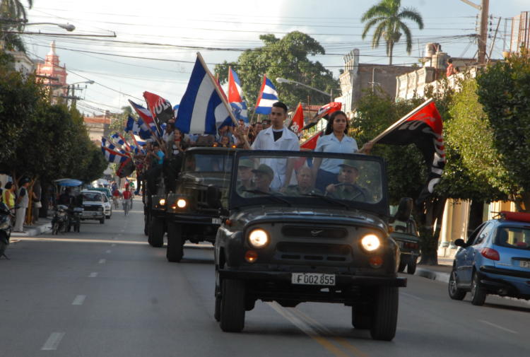 Como cada enero Camagüey reeditó el paso de la caravana de la libertad con las nuevas generaciones. Foto: Otilio Rivero Delgado
