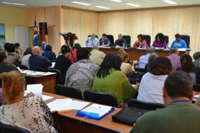 Efectúan seminario nacional con vistas al XXI Congreso de la CTC