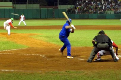 Out 27: Hacha afilada extendió el play off