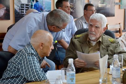 Evalúa Ramiro Valdés proceso inversionista de Planta Mecánica