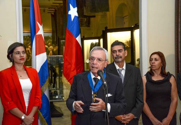 Eusebio Leal, Historiador de La Habana, durante su intervención tras recibir la Orden al Mérito en el Grado de Comendador, que le otorga Chile en reconocimiento a su permanente colaboración con ese país. Foto: Abel Padrón Padilla