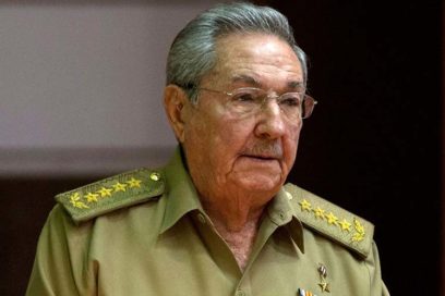 Cuban President Visits National Military Company