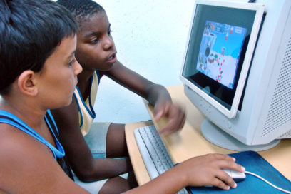 El otro lado de las pantallas