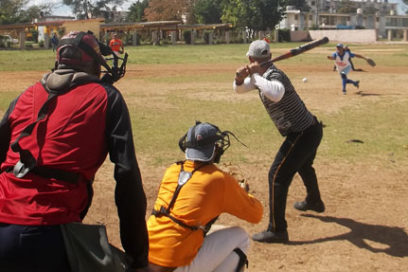 Avileños disparan “jonrones” en juegos de los trabajadores