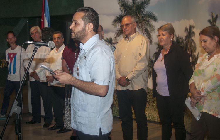 Fady Marouf, periodista sirio y colaborador de la agencia de noticias Prensa Latina durante 15 años, subrayó que la Revolución Cubana nos enseñó a defender la verdad a cualquier precio. Foto: José Raúl Rodríguez Robleda