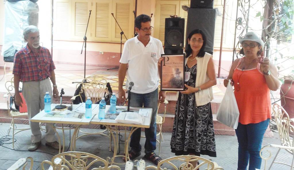 Grupo Toda luz Grupo Toda luz