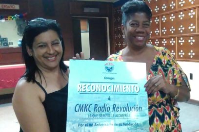 Reconoce la CTC en Santiago de Cuba a Radio Revolución en sus 88 años de fundada