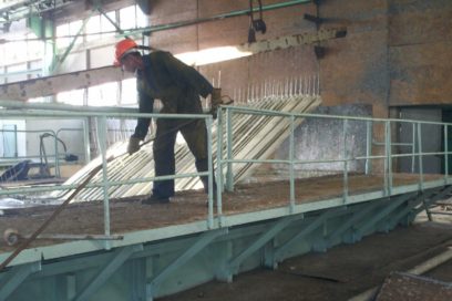 Agasajan en Granma a los trabajadores de la metalurgia y la electrónica