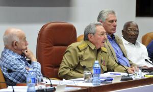 Raúl Castro during the 5th Plenum. Telmary. Photo: Estudio Revolución
