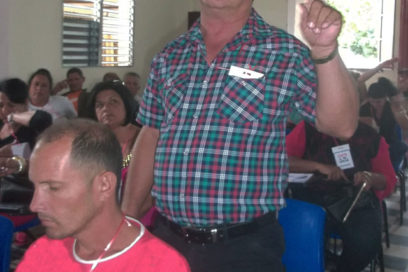 Cañas con materias extrañas