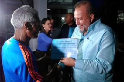 Ministro de Turismo inaugura Café Caribe en Matanzas