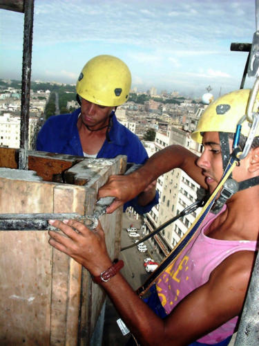 Los jóvenes tienen en sus manos el futuro de la patria. / Foto: Centro de Documentación del periódico Trabajadores.