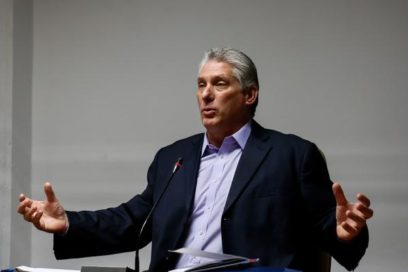 Exalta Díaz-Canel premios a los resultados de la investigación