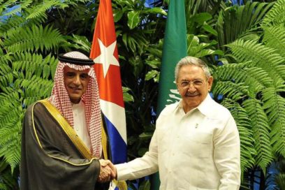 Presidente Raúl Castro recibe a canciller saudita