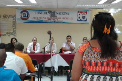 Por un turismo eficiente y profesional