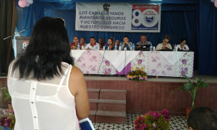 Las conferencias municipales en Camagüey apuestan por ser un escalón en la carrera de conformar un sindicato más eficiente. Foto: Gretel Díaz Montalvo