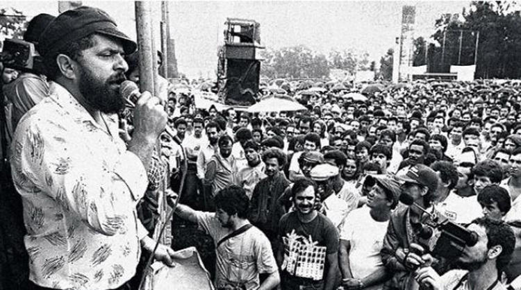 Antes de cumplir los 30 años, Lula se convirtió en un referente de la lucha sindical en Brasil.