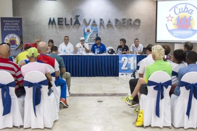 Más de 500 corredores en Media Maratón de Varadero