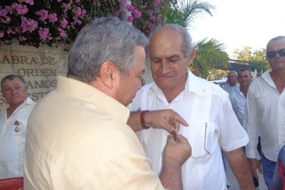 Reconocen a destacados en la recuperación de los daños del huracán Irma