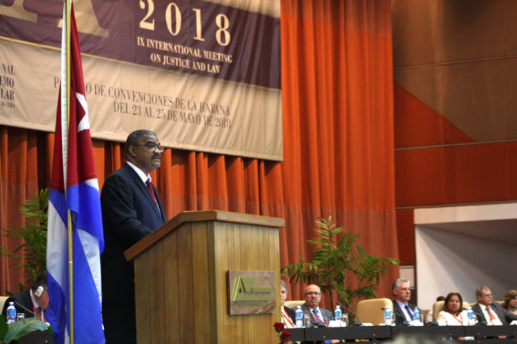 El presidente del Tribunal Supremo de la República de Cuba, Rubén Remigio Ferro dejó inaugurado el IX Encuentro Internacional Justicia y Derecho. Foto: René Pérez Massola