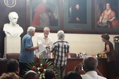 Sociedad Económica Amigos del País otorga a Pedro Péglez el Premio Samuel Feijóo