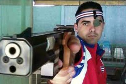 Jorge Álvarez dispara de bronce