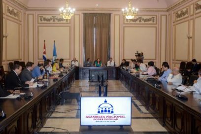 Se reúnen en Cuba miembros de la Comisión de Salud de Parlatino