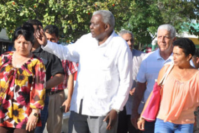 Esteban Lazo recorrió lugares de interés en Las Tunas