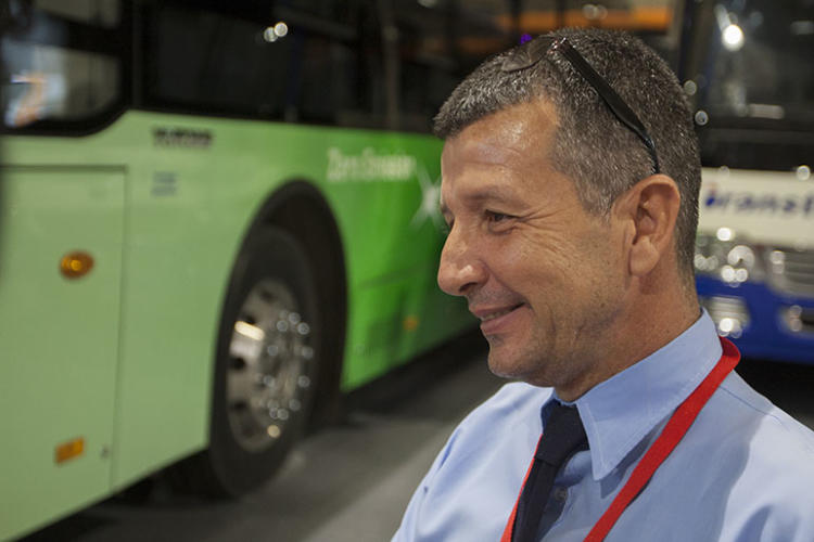 Daniel Ríos Santo, conductor del ómnibus eléctrico. Foto René Pérez Massola