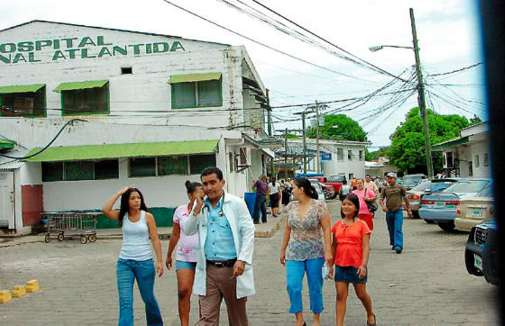 Hospital regional Atlántida, en la ciudad de La Ceiba, adonde llegaron un día los colaboradores cubanos de la salud tras el paso devastador del huracán Mitch por Centroamérica.