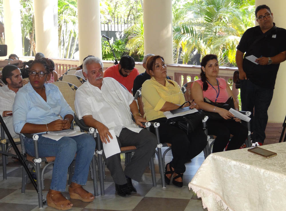 El encuentro con la prensa tuvo lugar en la sede del Instituto Cubano de Amistad con los Pueblos. Foto: Alberto Castañeda