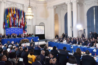 OEA: vieja dama indigna