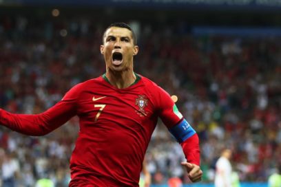Cristiano derrite a La Roja de Hierro