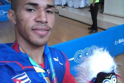 Kárate sigue sumando al medallero