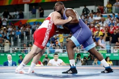 Lucha luchará por 3 oros