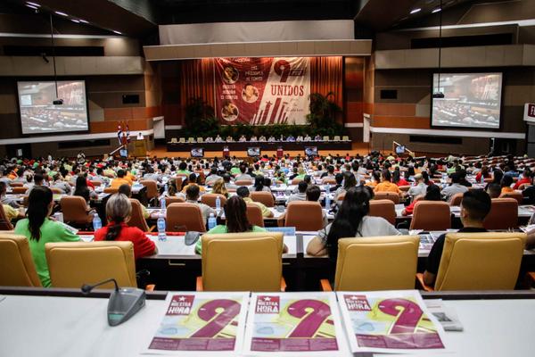 Participantes en la inauguración del IX Congreso de la Federación Estudiantil Universitaria (FEU), en el Palacio de Convenciones de La Habana, el 7 de julio de 2018. Foto: Abel Padrón Padilla