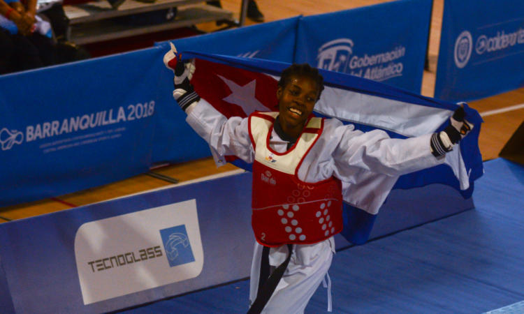 Tamara Robles obtuvo la medalla de oro, en la división de 53 Kg, en taekwondo, en los XXIII Juegos Centroamericanos y del Caribe, en el Colegio Marymount, en Barranquilla, Colombia. ACN FOTO/Marcelino VAZQUEZ HERNANDEZ