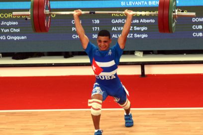 Oñate, par de bronces en las pesas