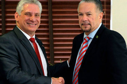 Miguel Díaz-Canel llega a Jamaica para reunión de la Caricom