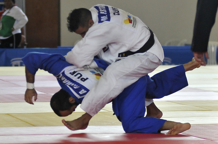 Magdiel Estrada, el único repitente de título en el judo centrocaribeño hasta hoy. Foto: José Raúl Rodríguez Robleda