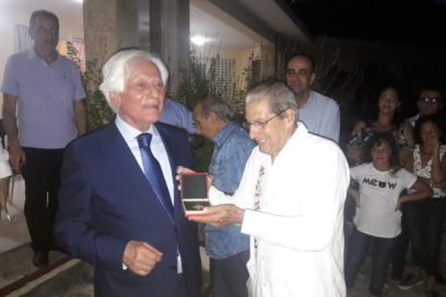 Recibe Mohsen Bilal distinción de la UAC