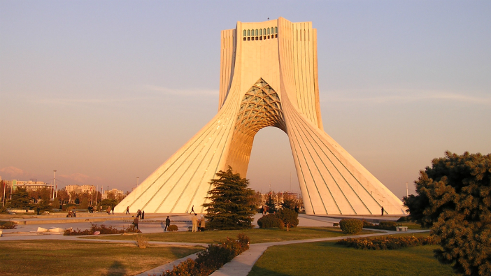 Irán