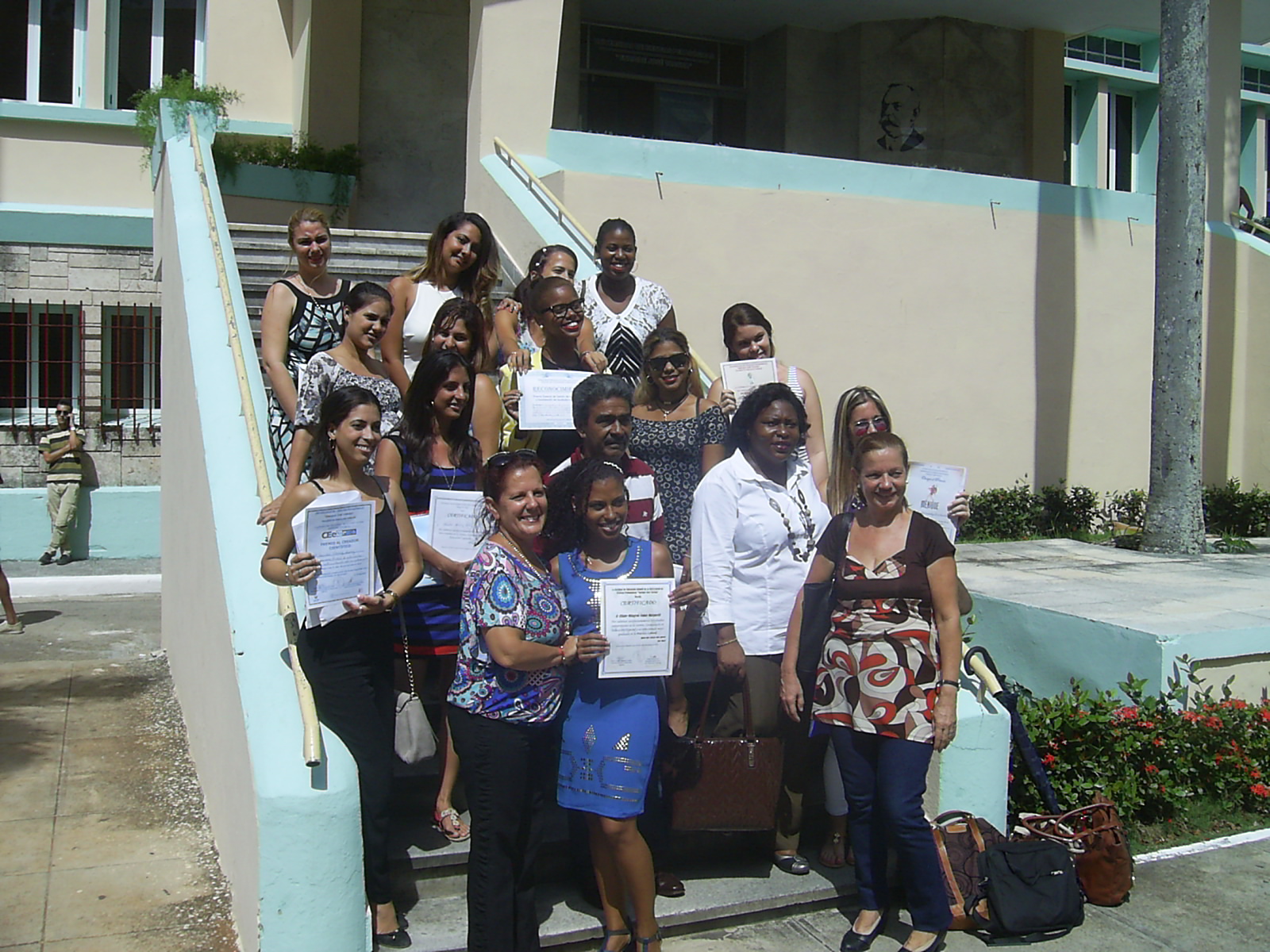 Una nueva hornada de pedagogos concluyó sus estudios en diversas especialidades de la Licenciatura en Educación Infantil. Foto: Evelio Tellería Alfaro